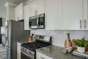 EVOLV at Stonehaven in White Plains, Maryland Model Kitchen